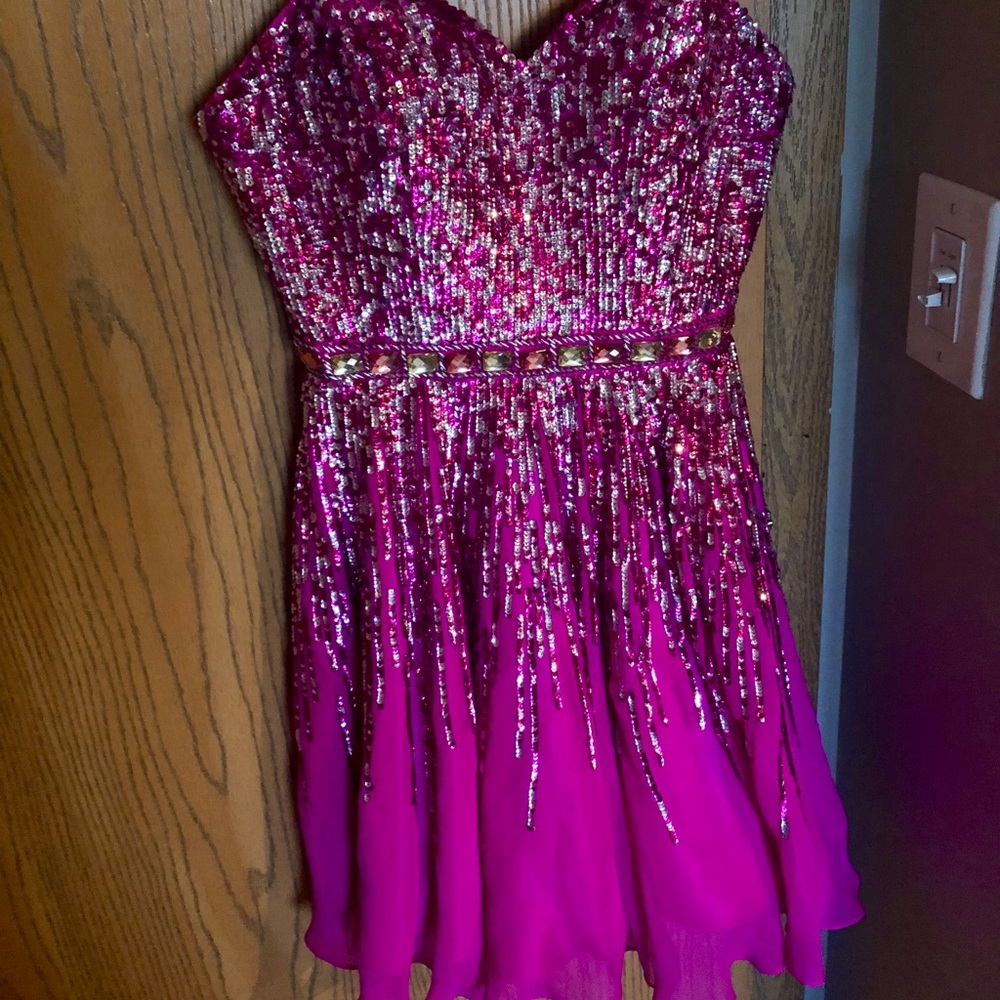 SHERRI HILL SIZE 2 DRESS!!!!!